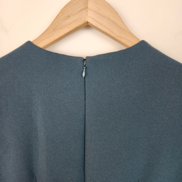 NWT Eliza J Dark Green Tiered Ruffle Hem 3/4 Sleeve Shift Dress Sz 2 - Picture 8 of 9